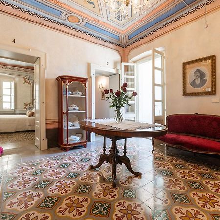 Palazzo Cherchi Доргали Екстериор снимка
