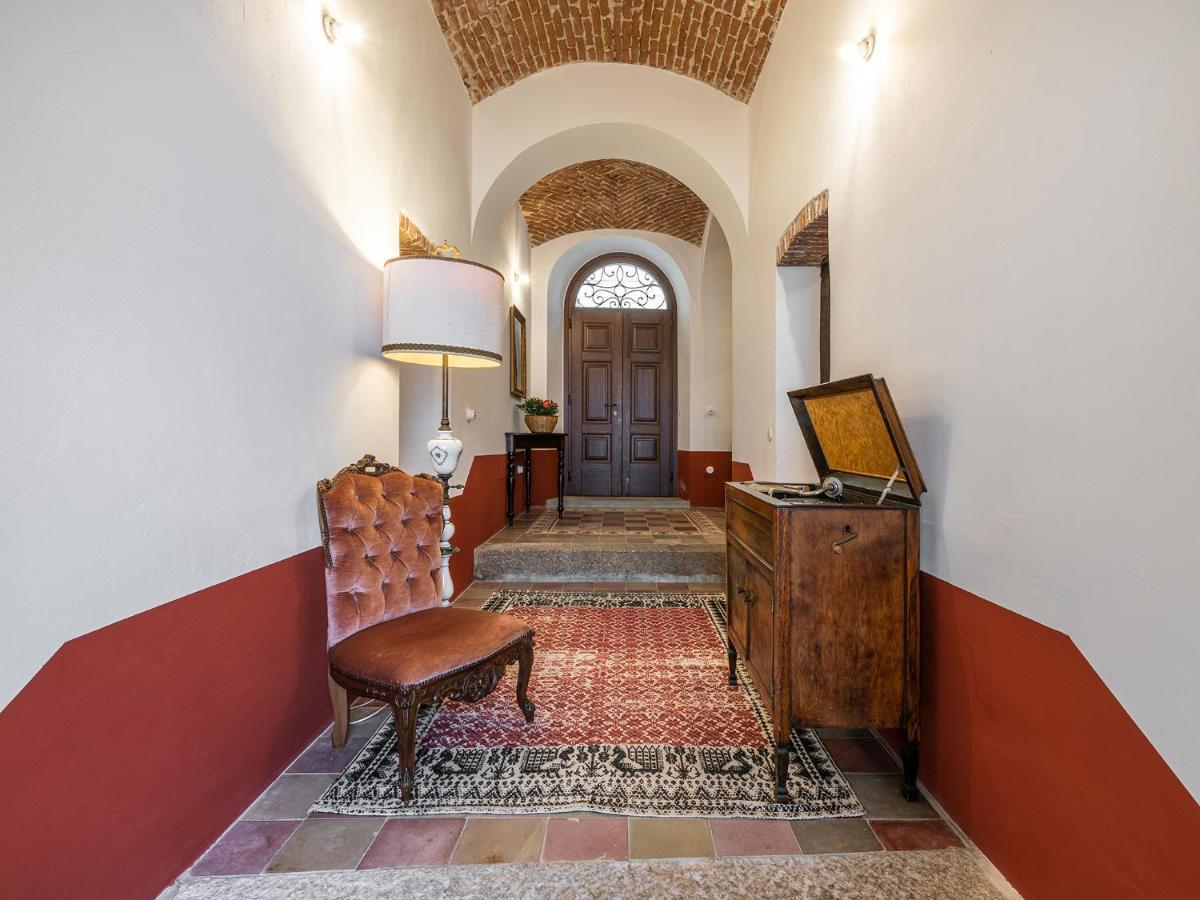 Palazzo Cherchi Доргали Екстериор снимка